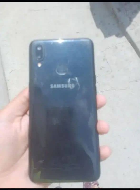 Deal IPhone 7 or Samsung Galaxy a10s 1