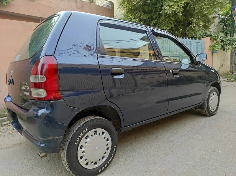 Total Genuine Suzuki Alto 2012 6