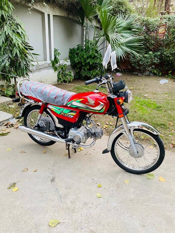 Honda cd 70 total genuine urgent sale 4