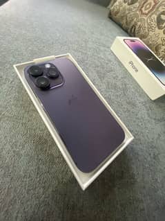 14 pro . 256 gb . factory unlock . 10 by 10 condition