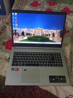 Acer Aspire 5 AMD Ryzen 5500 with Radeon graphics