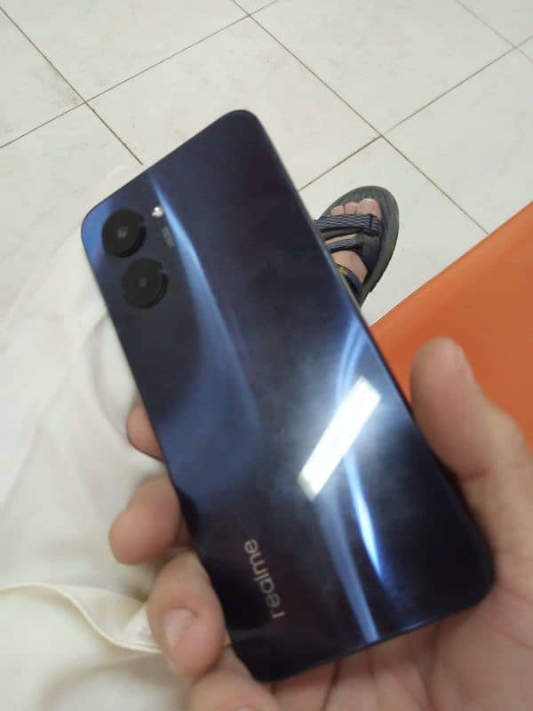 Realme C33 3