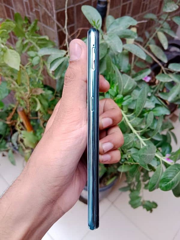 vivo s1 for urgent sale 3