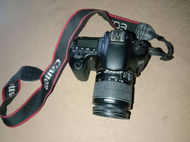 urgent sale DSLR 60D 1