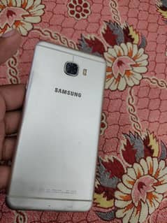 samsung C-7 4/32   exchange possible