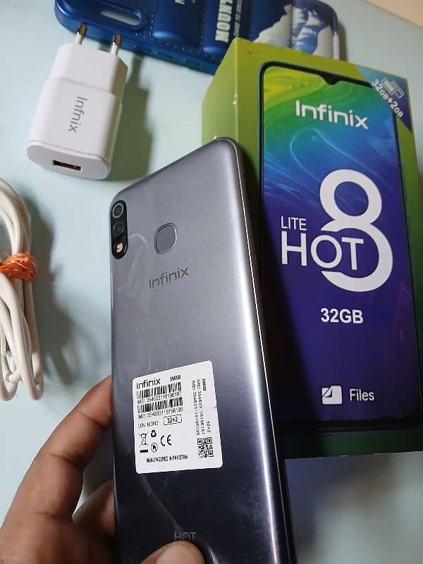 infinix hot 8 32gb Rom 2.1 GB Ram 2month warnty 5