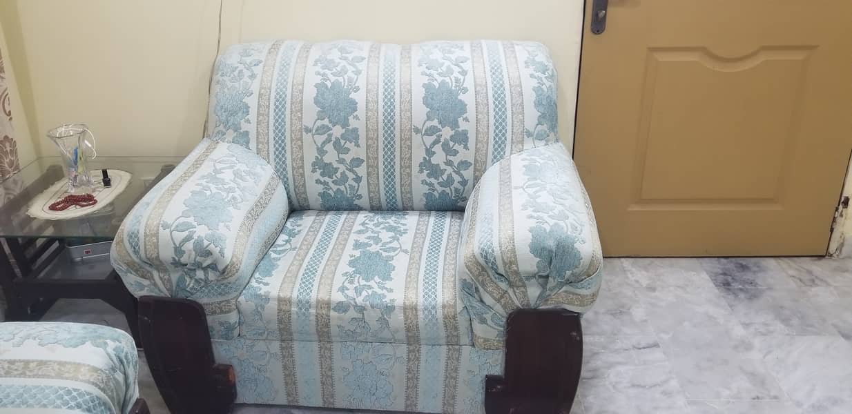 Looks Like brand new 3, 2 and 1 seater sofa 03047382932 4