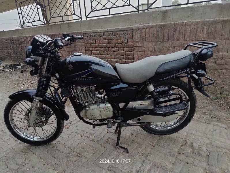 Suzuki GS150 2014 MODEL 1