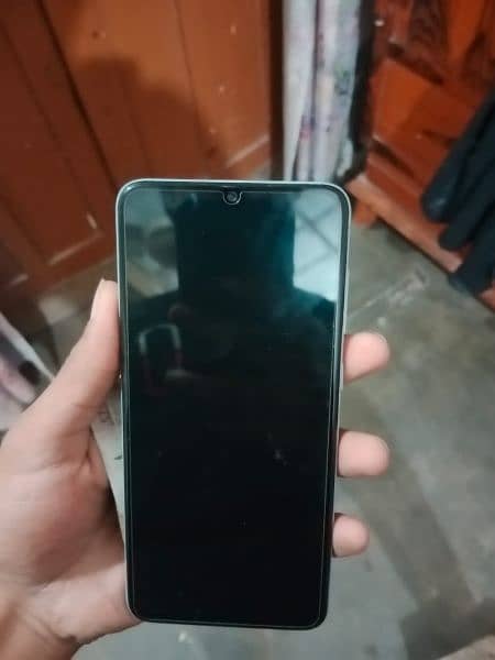 Samsung galaxy a70. . . . 6128 1