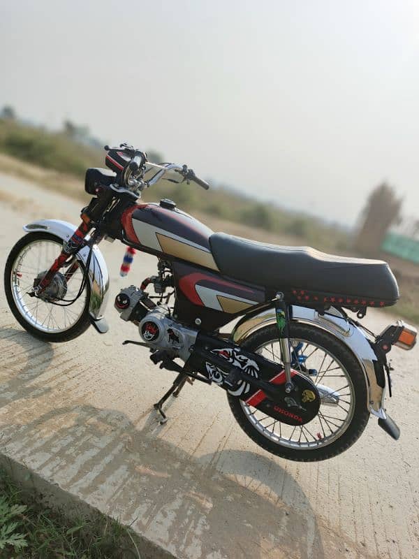 Honda CD70 2