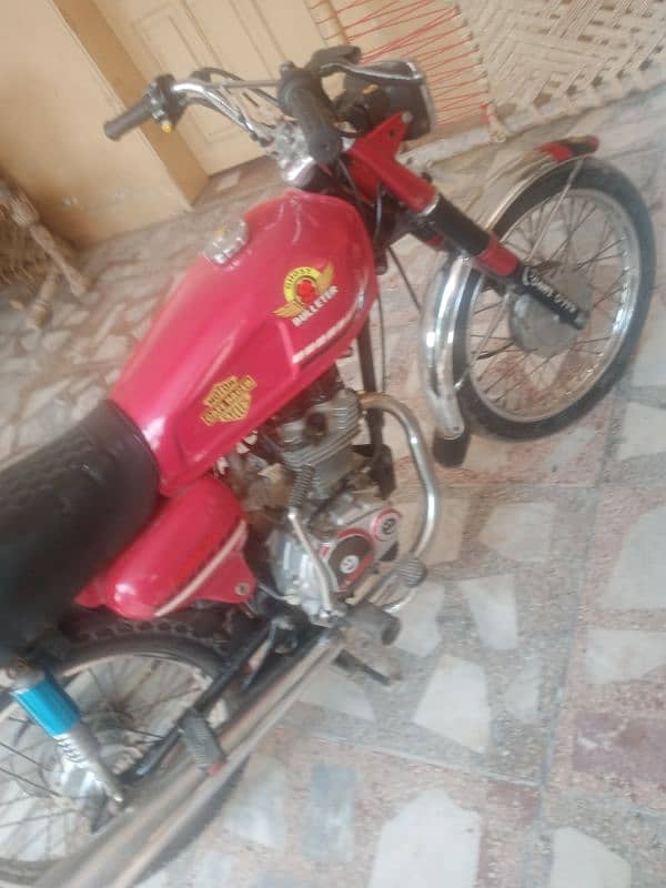 Honda model 2017 peshawar number new tyre instaled lush condition good 9