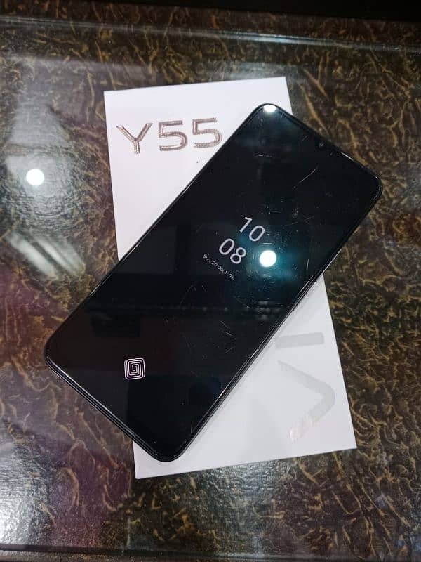 VIVO Y55 8/128 AMOLED DISPLY 3