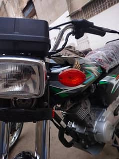 Honda 125 cc 2023 model Karachi number