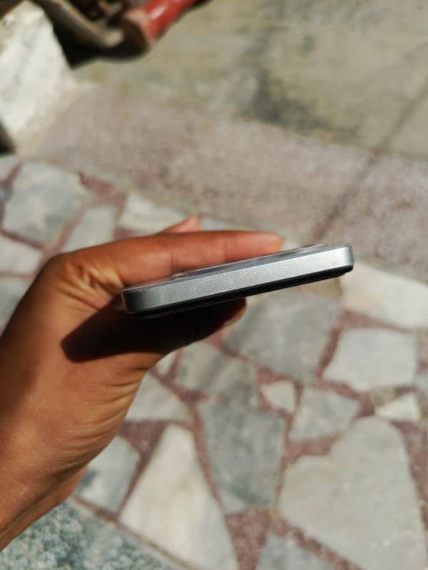 Infinix Smart 8 Plus , Best Piece, Looking new, One hand used 4