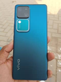 vivo v30 5g complete box 12 256  5 month use