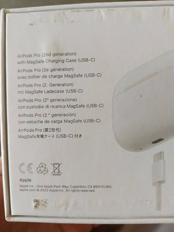 Airpods pro 2nd generation 4