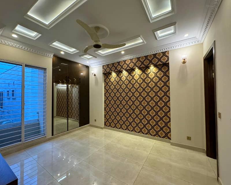 10 Marla brand New House for Rent in Bahria Town Sector C 6