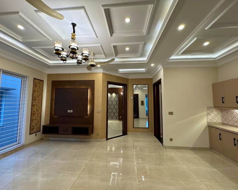 10 Marla brand New House for Rent in Bahria Town Sector C 32