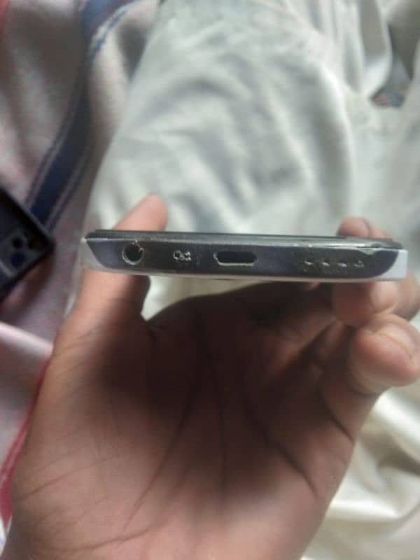 realme c35 4+4/128 h pta urgent sale &exchng read add 2