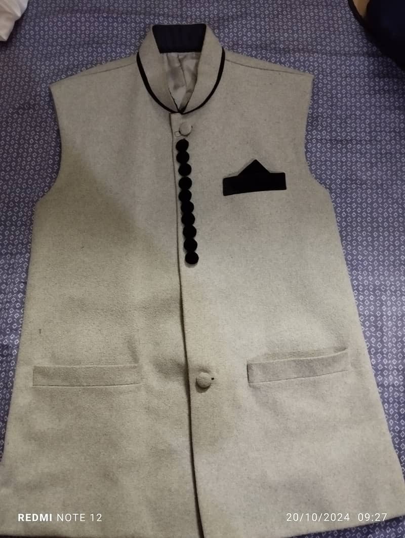 Handmade wool waistcoat 3