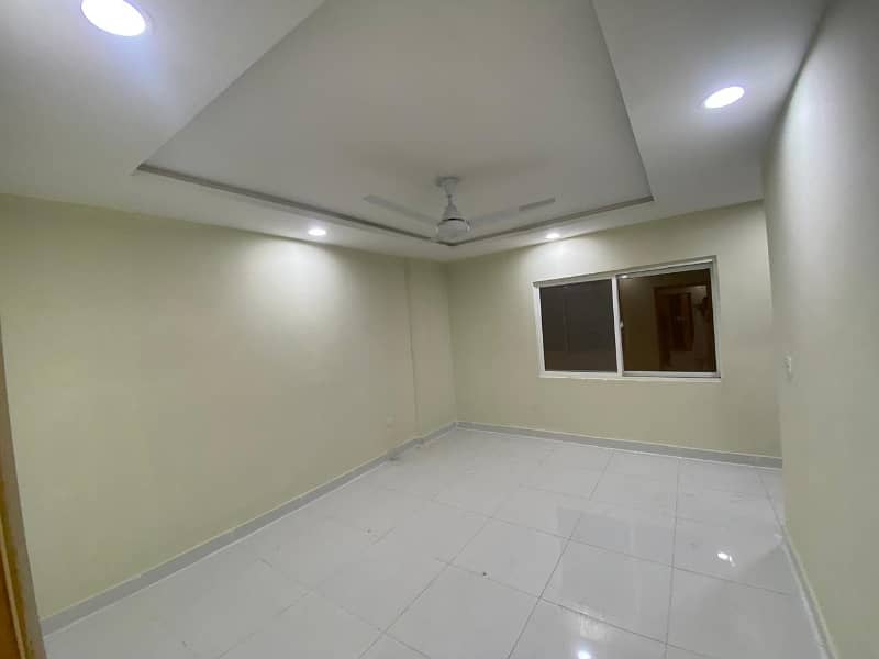 House Of 4500 Square Feet Available For sale In D-12 3