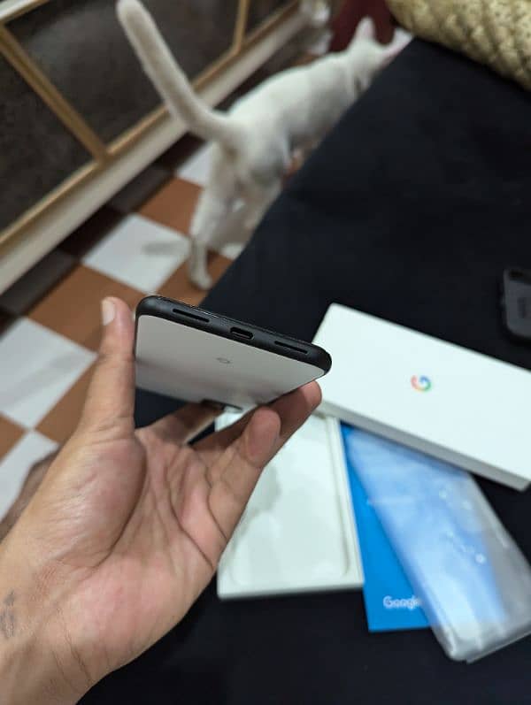 Pixel 4XL 6/128GB Box pack PTA approved 10/10 5