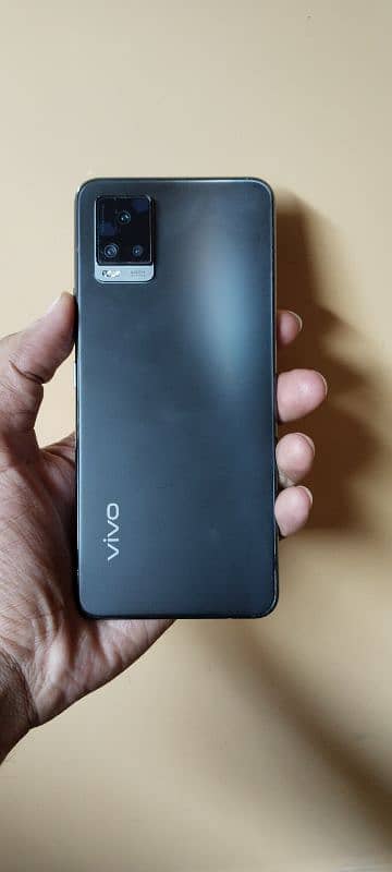 VIvo V20 6