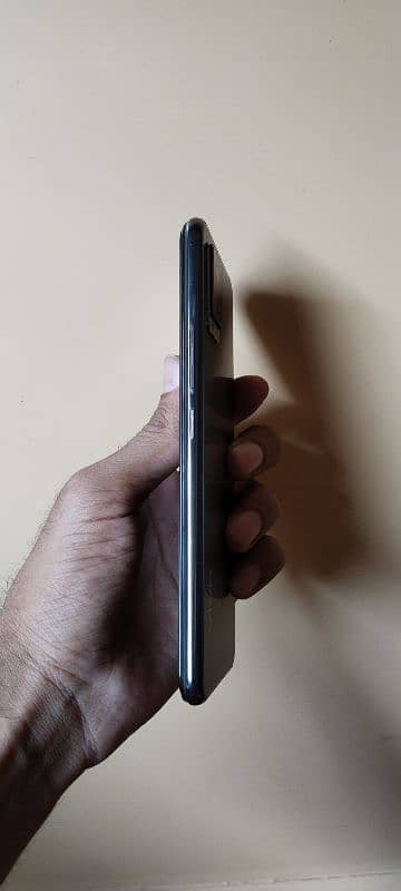 VIvo V20 7