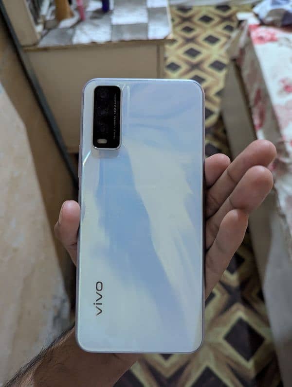 Vivo y20 1