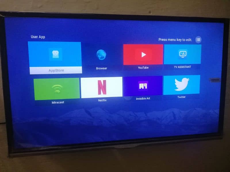 LED TV 32" Smart and Android. . . 9