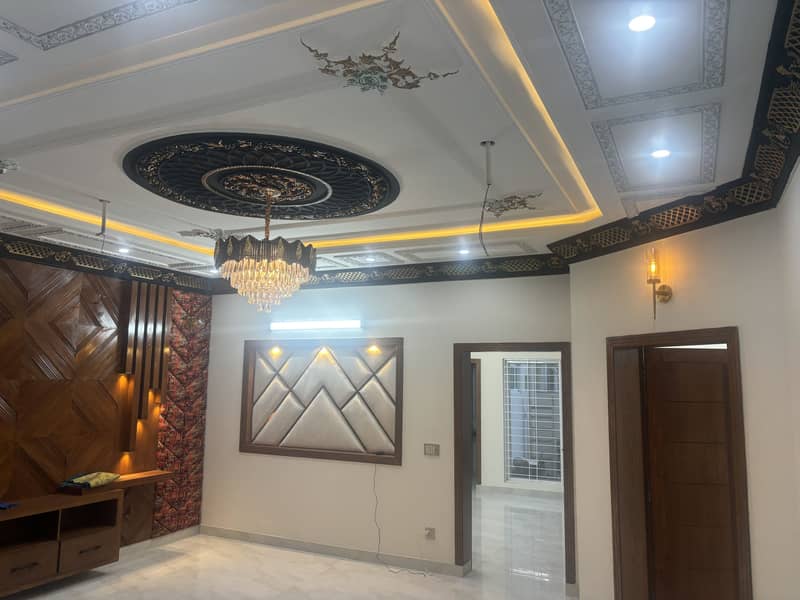 WAPDA TOWN VICTORIAN STYLE BRAND NEW CORNER 10.5 MARLA HOUSE IS AVAILABLE FOR SALE 2