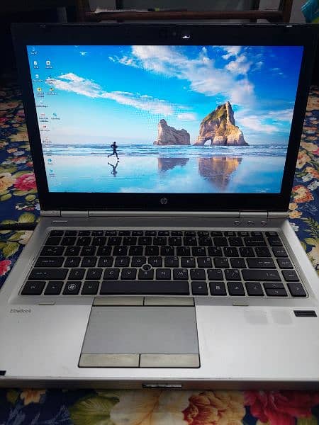 HP EliteBook | Core i5 [2nd Gen] | Charger & Mouse Included 0