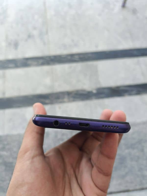 Realme 5 4/64gb for sale. Read ad first 6