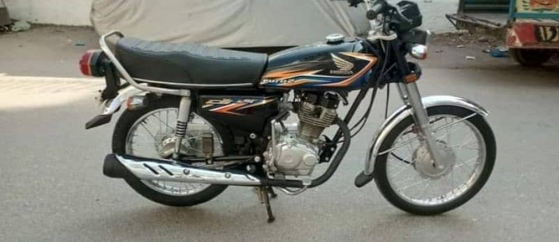 Honda CG125 Bike Urgent For Sale Call "*03278290878 2