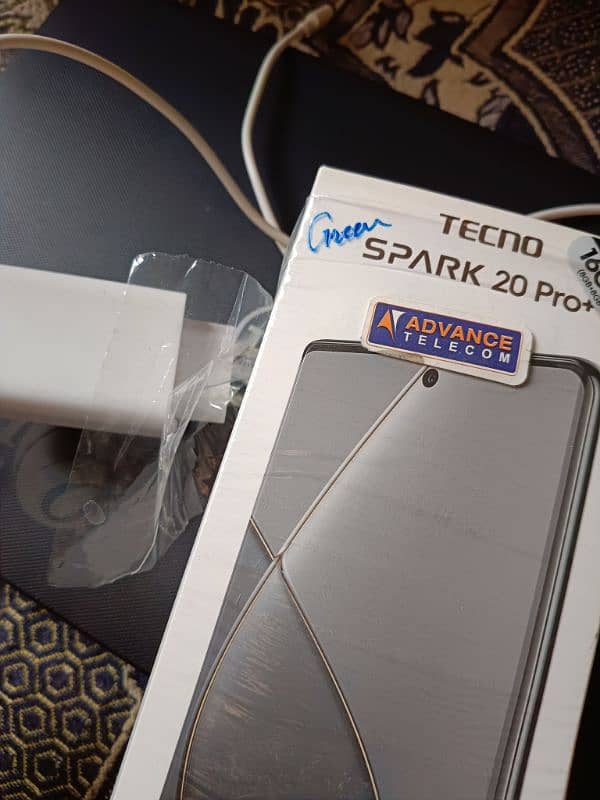 Techno spark 20 pro plus Lush Condition 6 month warranty 7