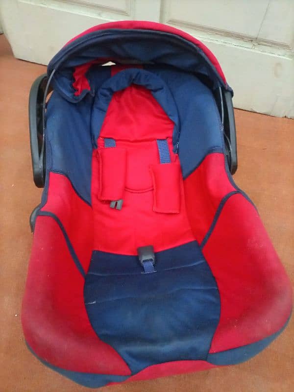 baby seat and bather 3