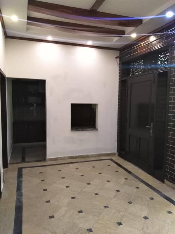 Flat for rent bachelor and office near UMT university on main road 0