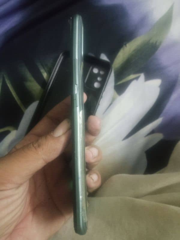 Infinix Hot 11 Play 4/64 with box(mic not working) 5