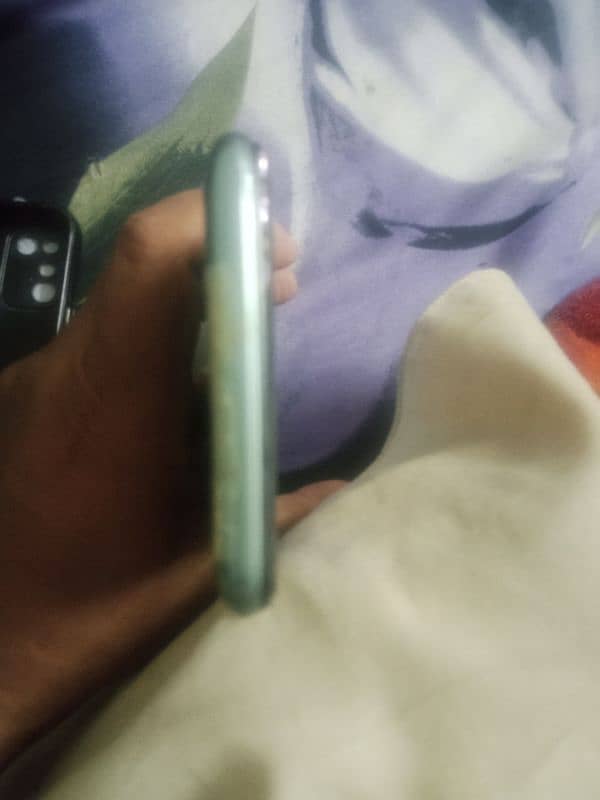 Infinix Hot 11 Play 4/64 with box(mic not working) 8