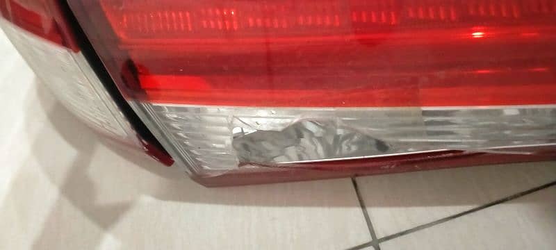 Yaris back light left side original 3