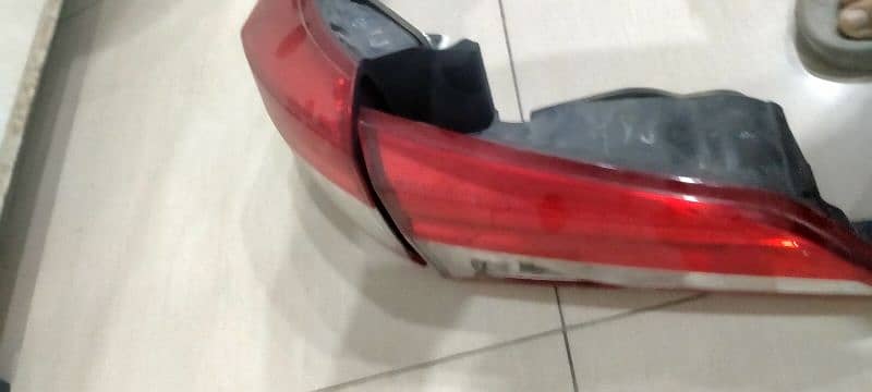 Yaris back light left side original 4