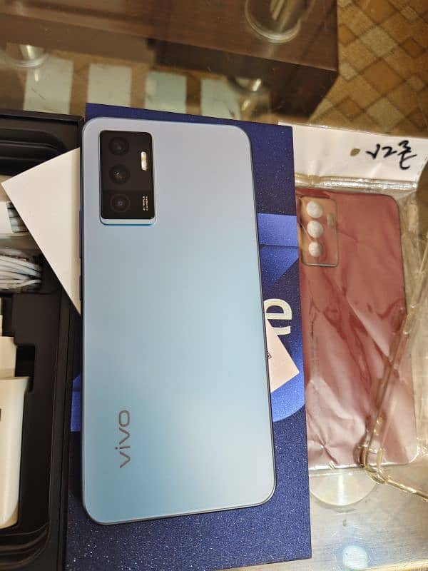 Vivo V23E 8/128 Complete With Box 2