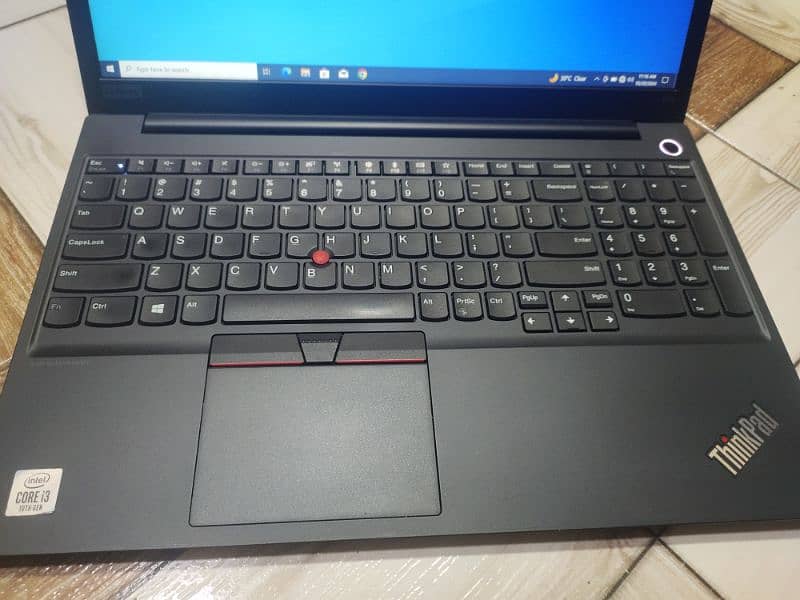 Lenovo E15 Cor i3 10gen 12