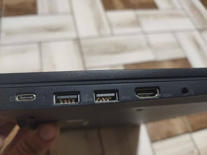 Lenovo E15 Cor i3 10gen 15