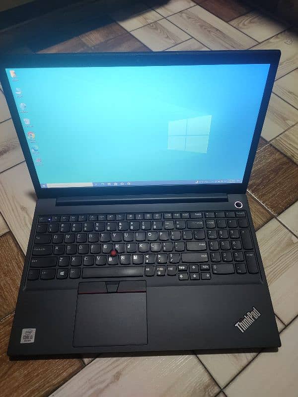 Lenovo E15 Cor i3 10gen 16