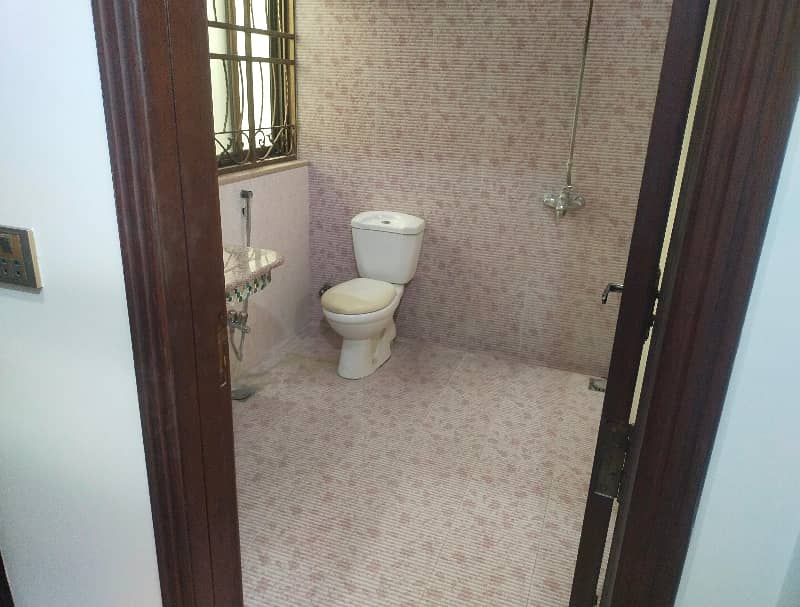 01 Kanal Upper Portion Available For rent in DHA Phase 4, Lahore Cantt 11