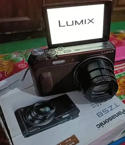 Panasonic Lumix DMC-TZ58, FHD 1080p, Wifi supported. 2