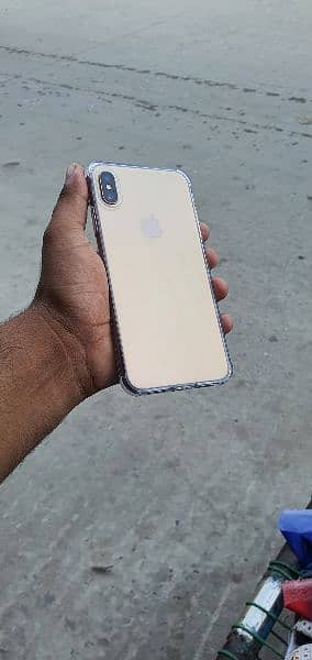 iphone xs max ( dual sim aproved ) urjent sell 3