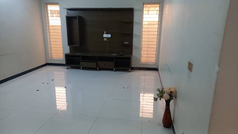 1 Kanal House For Sale 17