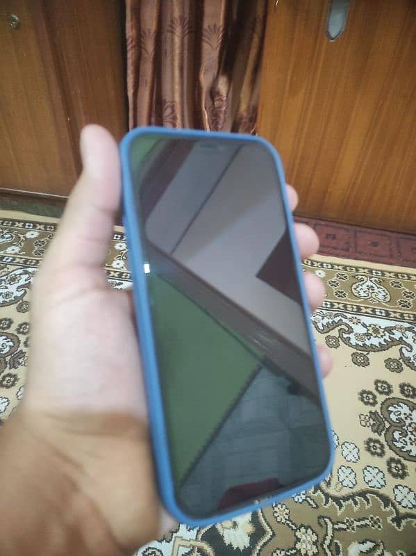 IPhone 12  64 GB 2